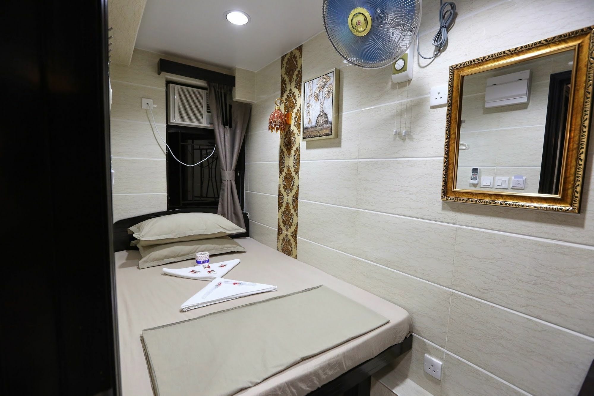 Tom'S Guest House Цзюлун Экстерьер фото
